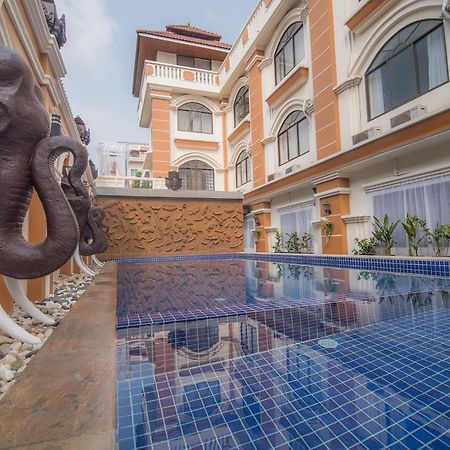 Reaksmey Chanreas Hotel Siem Reap Bagian luar foto