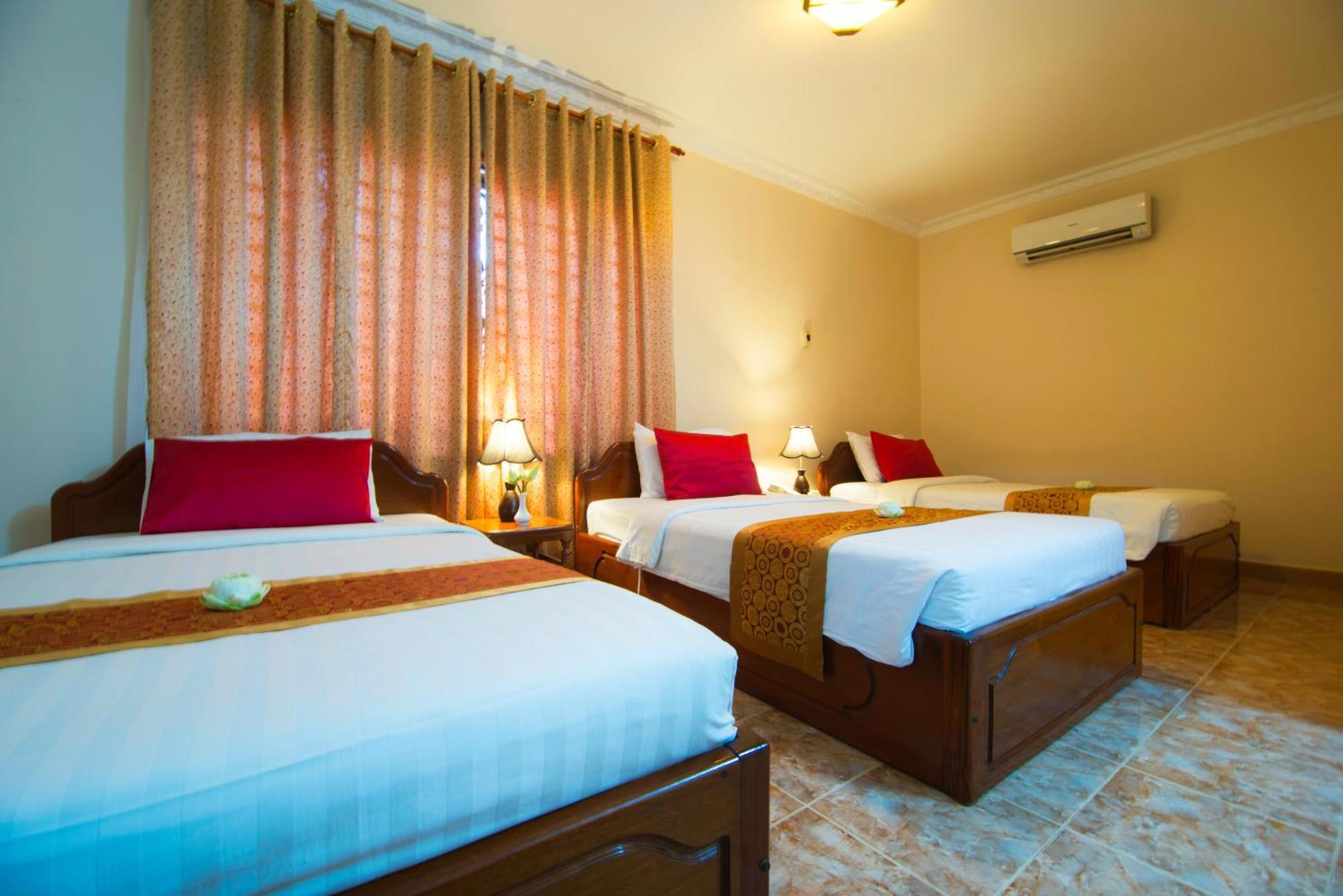 Reaksmey Chanreas Hotel Siem Reap Bagian luar foto
